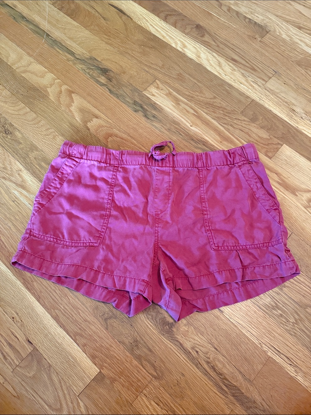GAP Women's Bright Pink Drawstring Athletic Shorts with Front Pockets
